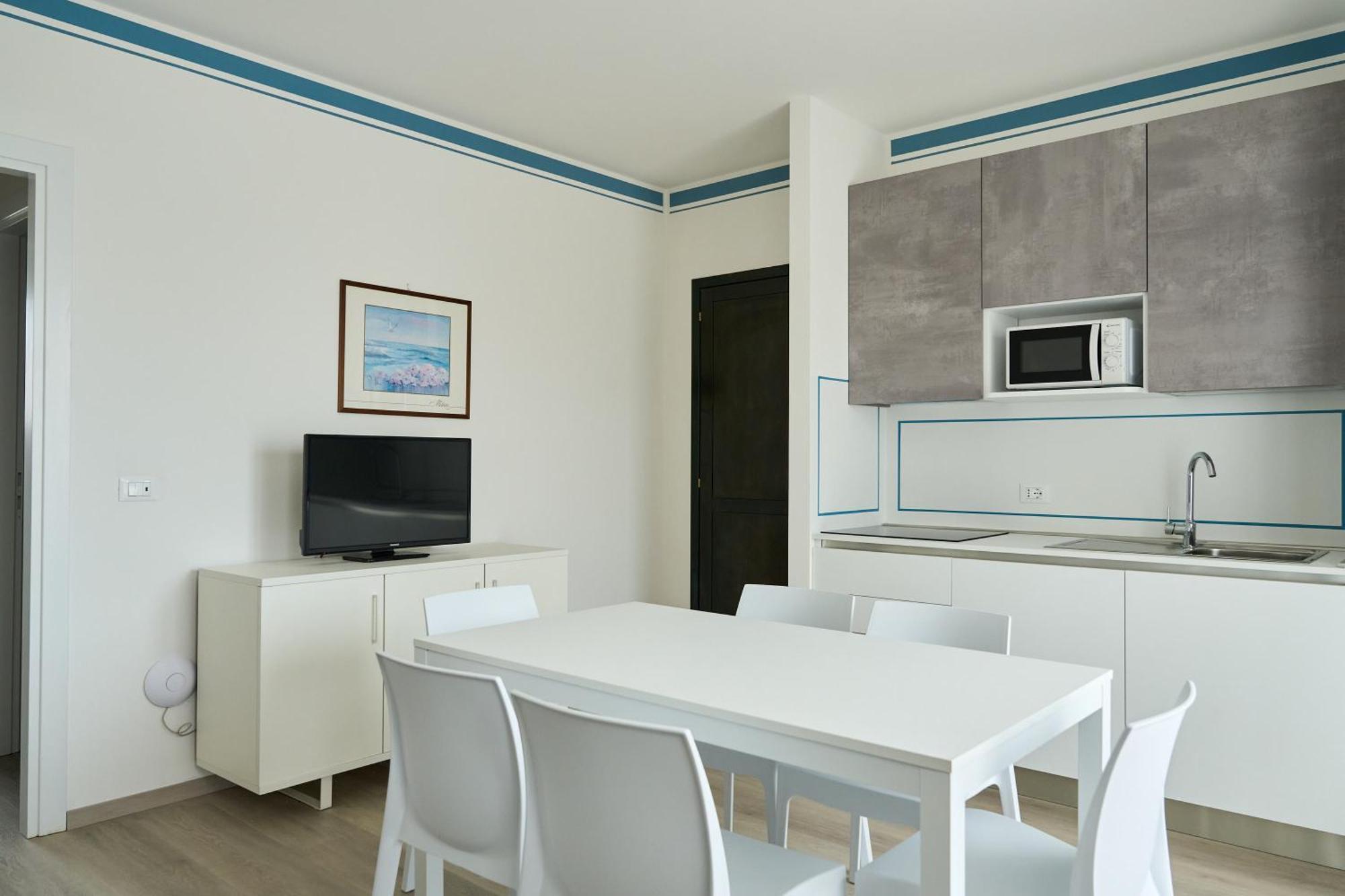 Appartamenti In Residence Portosole E Residence Tamerici Con Piscina-Cavallino Treporti Екстериор снимка