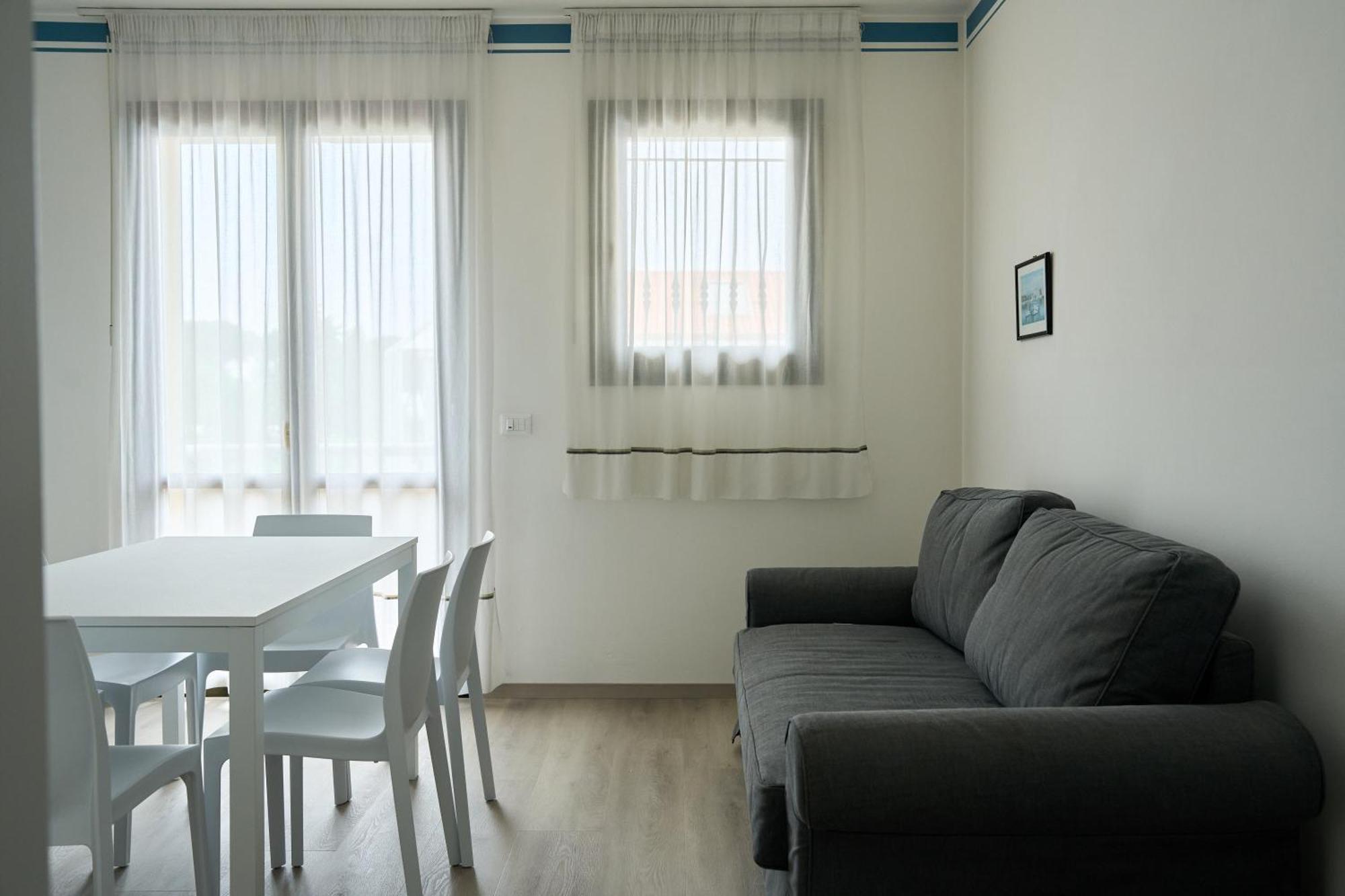 Appartamenti In Residence Portosole E Residence Tamerici Con Piscina-Cavallino Treporti Екстериор снимка